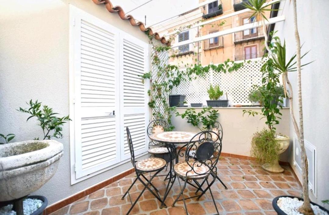San Francesco And With Terrace In Locazione Turistica 2* Palerme