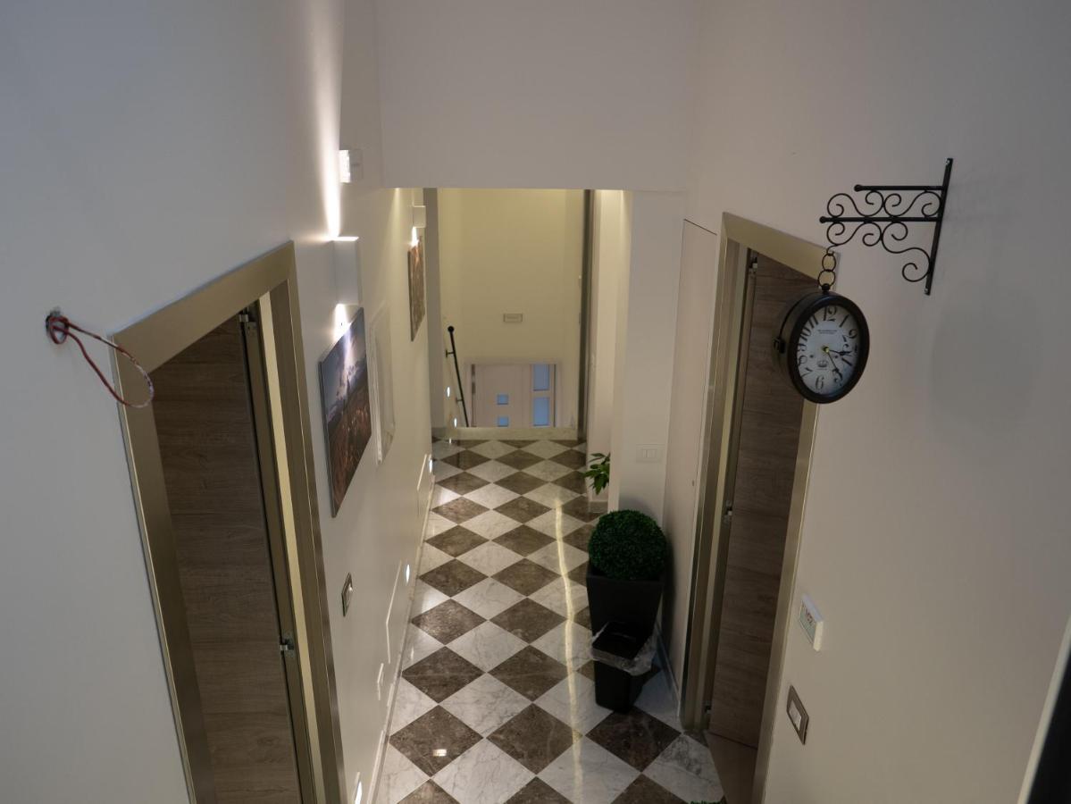 San Francesco And With Terrace In Locazione Turistica 2* Palerme